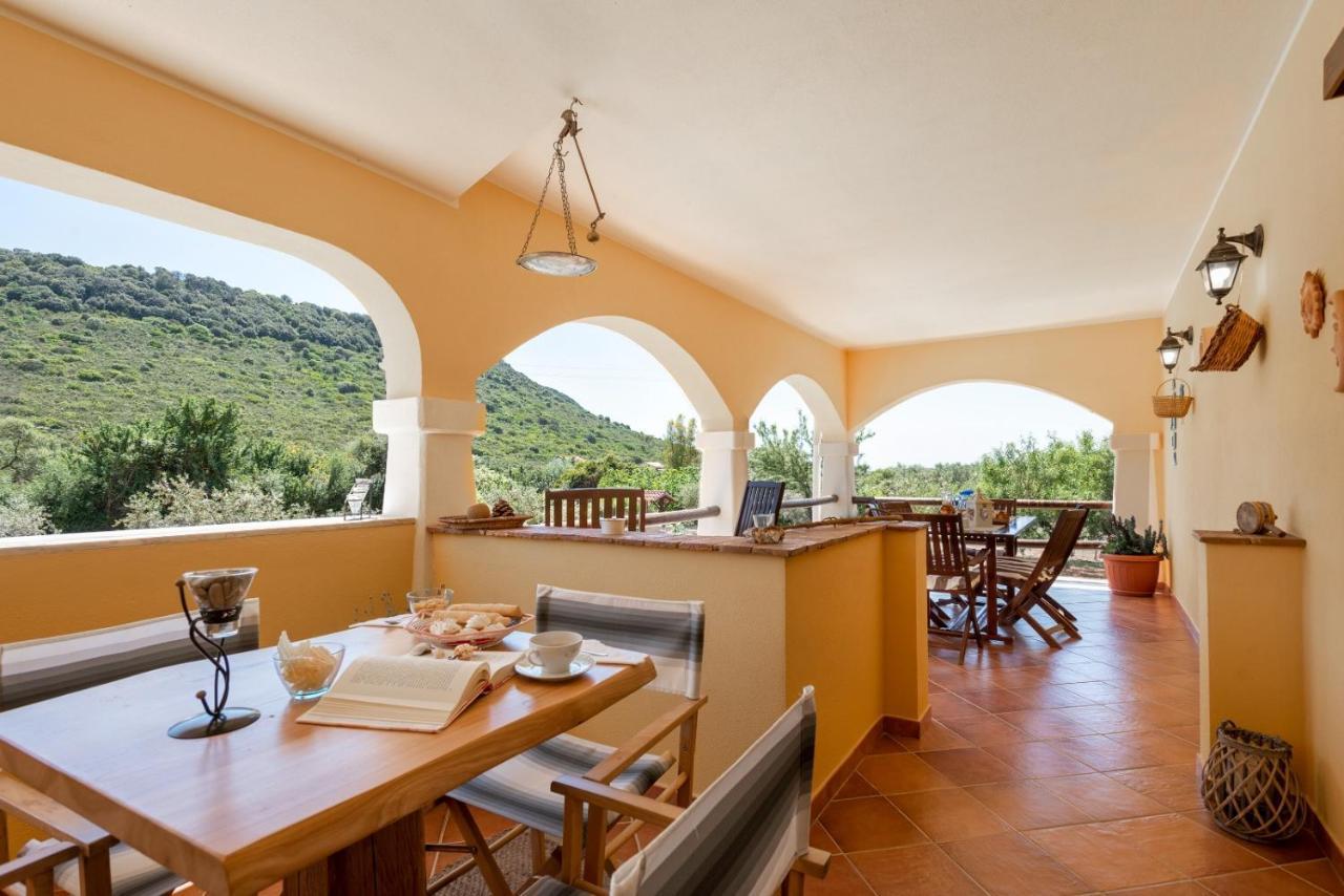 Villa Saige , Piscina Ad Uso Esclusivo, Con Idromassaggio Alghero Exterior photo